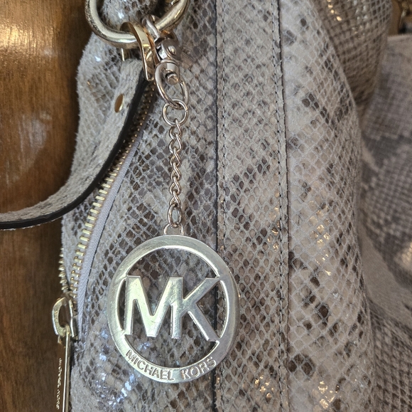 Michael Kors Stanthorpe Gray Python Leather Large Crossbody Satchel Handbag - Picture 5 of 6